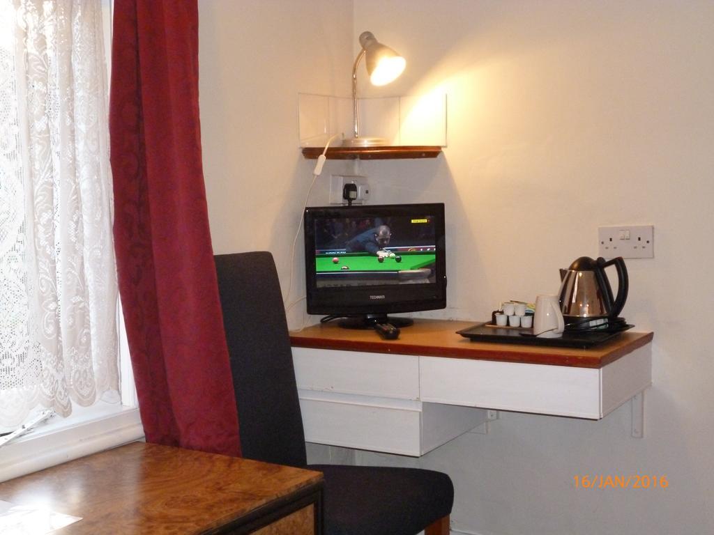 Grange Lodge Hotel - B&B Лондон Номер фото