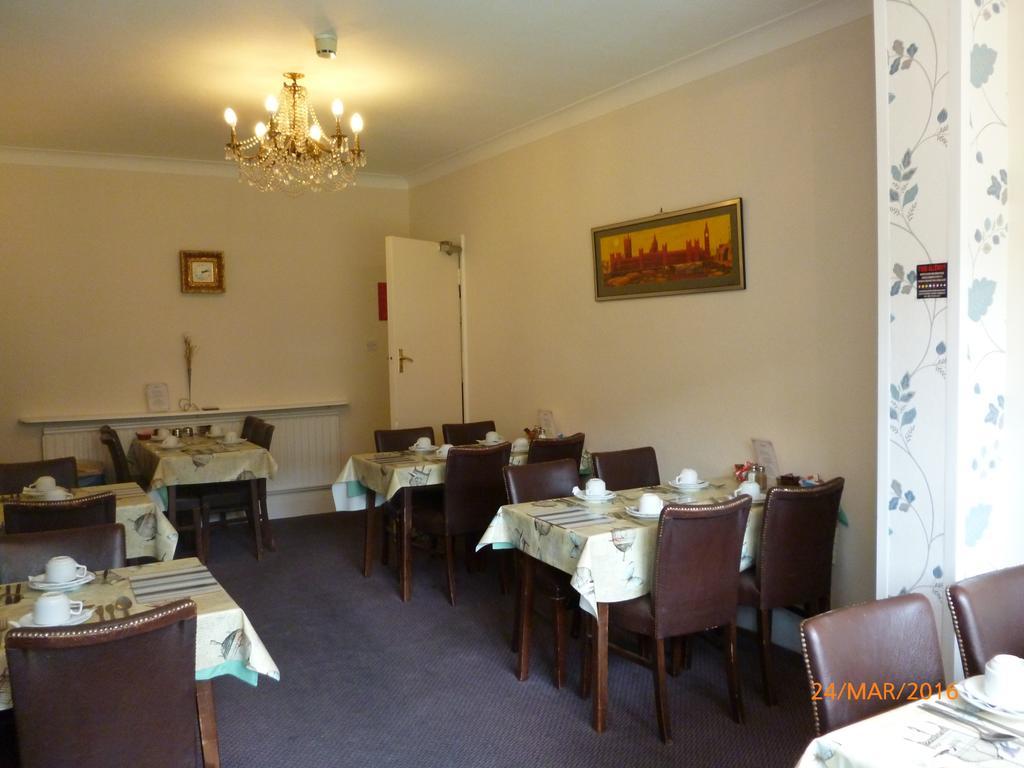 Grange Lodge Hotel - B&B Лондон Экстерьер фото